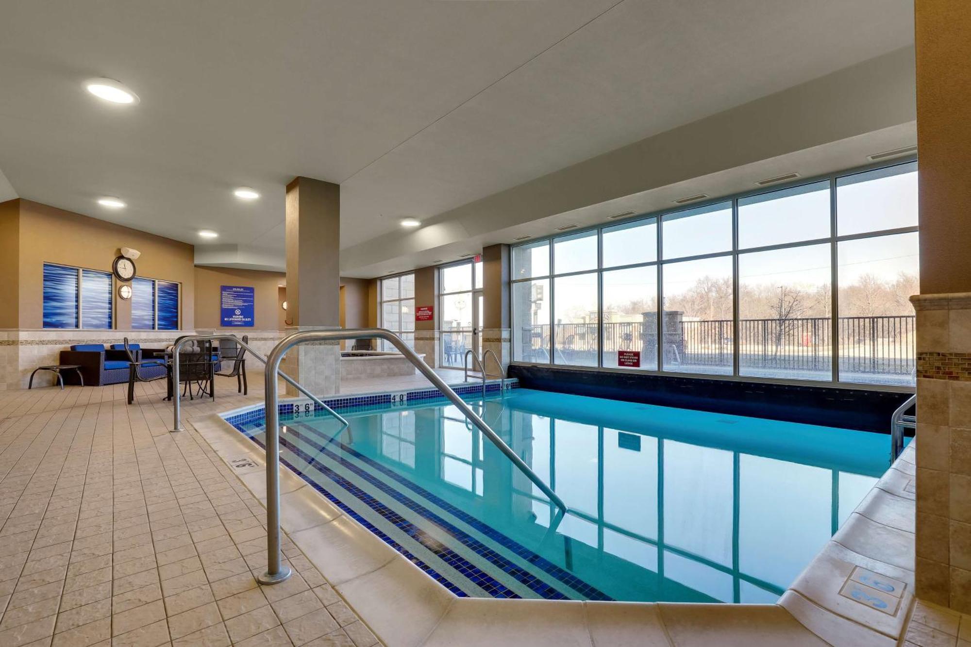 Drury Plaza Hotel Mt Vernon Mount Vernon Luaran gambar